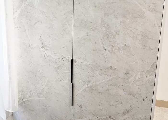 Guest house Vacansis Y 3*